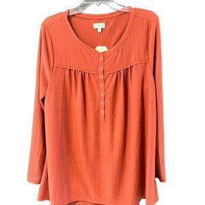 Wonderly, womens long sleeve shirt. NWT